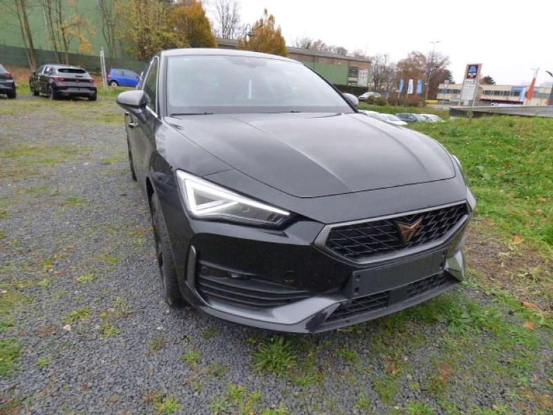 Gebraucht Cupra Leon 150 PS (110 kW) 2024 Midnight schwarz Limousine