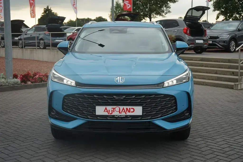 Neu MG HS Luxury 170 PS (125 kW) 2025 Andere SUV