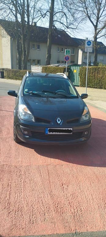 Gebraucht Renault Clio II Authentique 75 PS (55 kW) 2008 Grau Limousine
