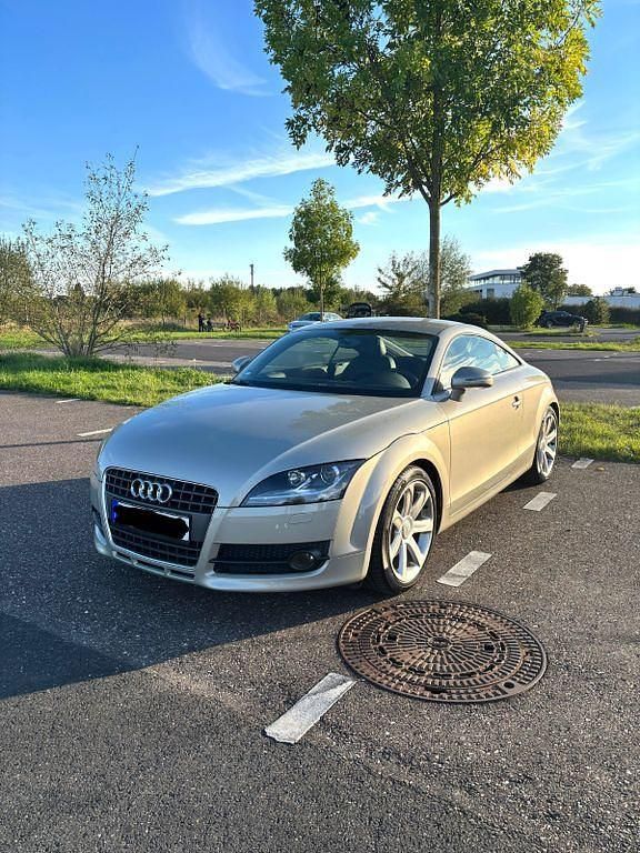 Silber Gebraucht 2009 Audi TT Design Coupé | 12.490 € (Guter Preis) - Bild 1/4