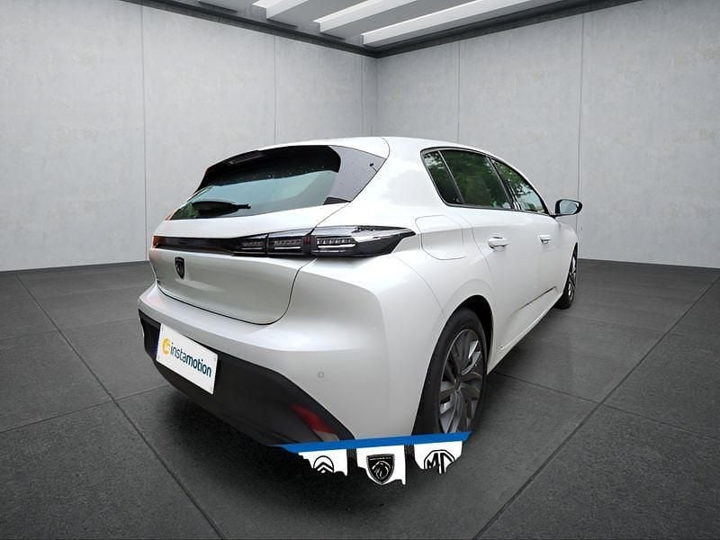 Gebraucht Peugeot 308 110 PS (80 kW) 2022 Weiß Kleinwagen