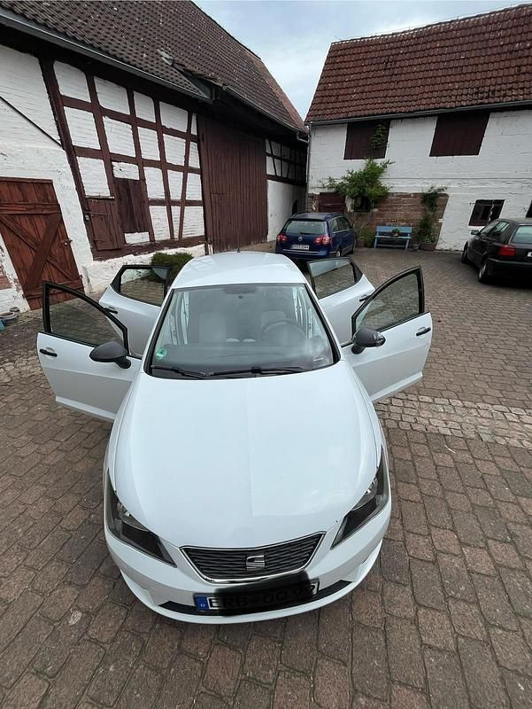 Weiß Gebraucht 2012 Seat Ibiza Kleinwagen | 3.500 € (Superpreis) - Bild 1/4