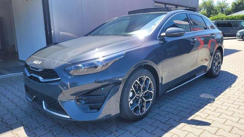 Penta metal Neu 2025 Kia ProCeed GT-Line Kleinwagen | 27.990 € - Bild 1/4