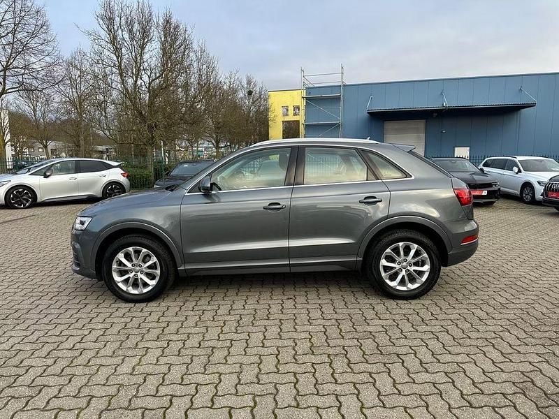 Gebraucht Audi Q3 Design 179 PS (131 kW) 2016 Grau SUV