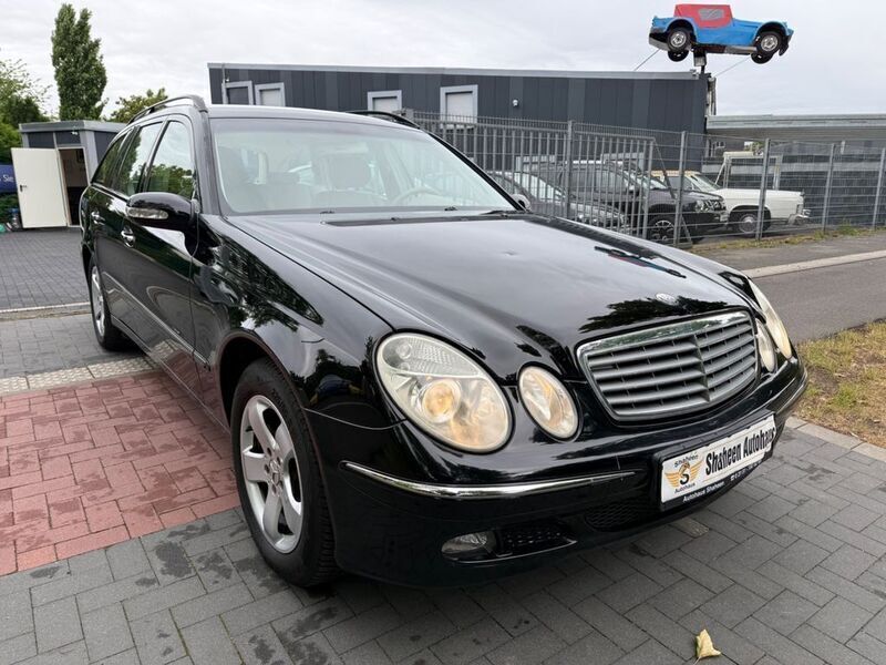 Schwarz unilack Gebraucht 2005 Mercedes E240 Kombi | 5.499 € (Guter Preis) - Bild 1/4