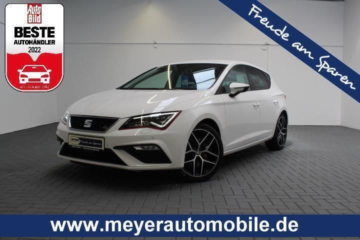 Weiß (candy weiss) Gebraucht 2019 Seat Leon FR Limousine | 19.480 € (Fairer Preis) - Bild 1/4
