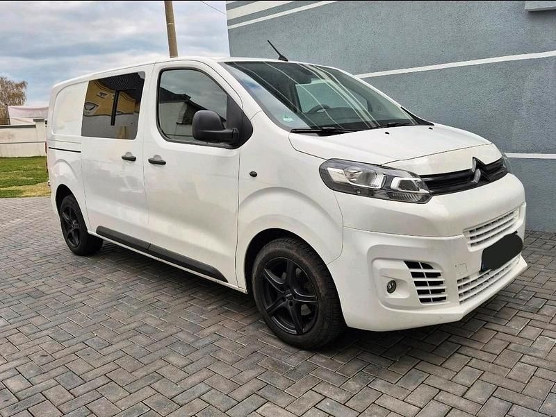 Second-hand Citroën Jumpy 122 CP (89 kW) 2018 Alb Monovolum