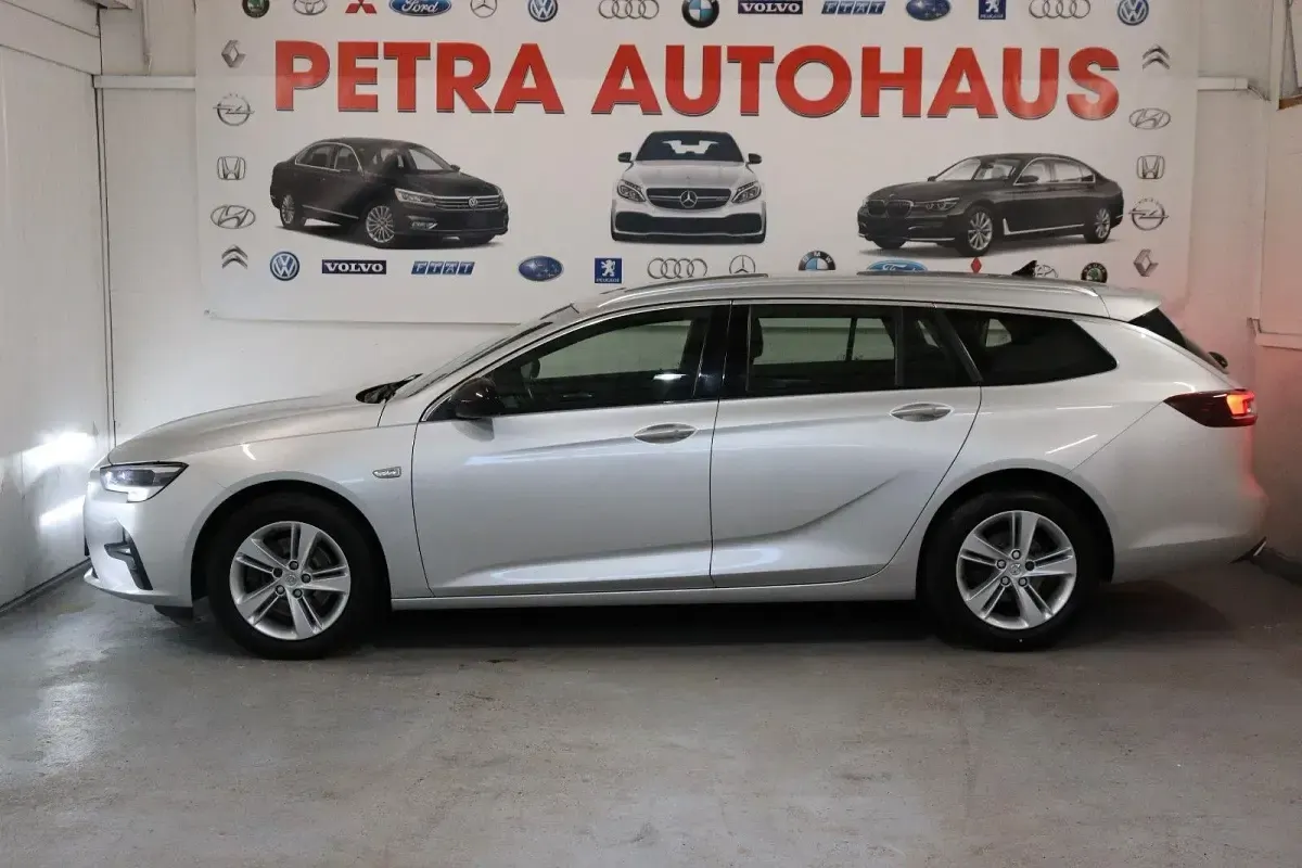 Gebraucht Opel Insignia Elegance 174 PS (127 kW) 2023 Silber Kombi