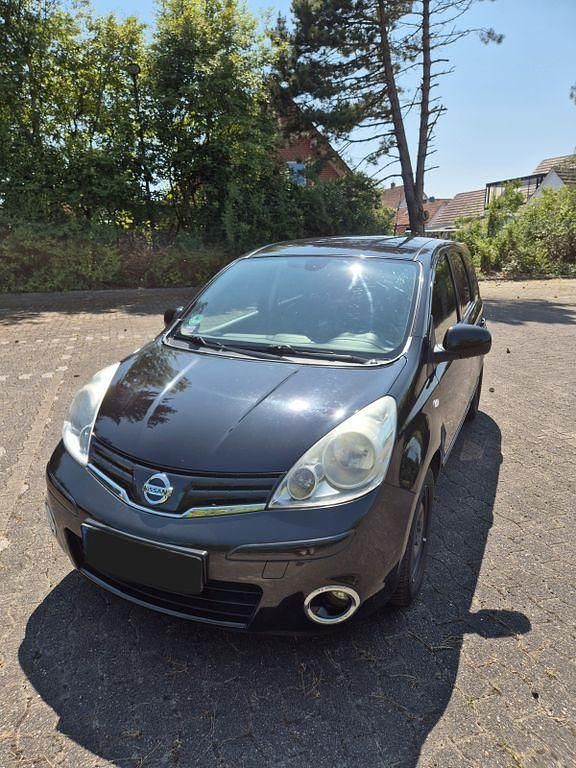 Schwarz Gebraucht 2013 Nissan Note I-Way Van / Kleinbus | 5.450 € (Guter Preis) - Bild 1/4