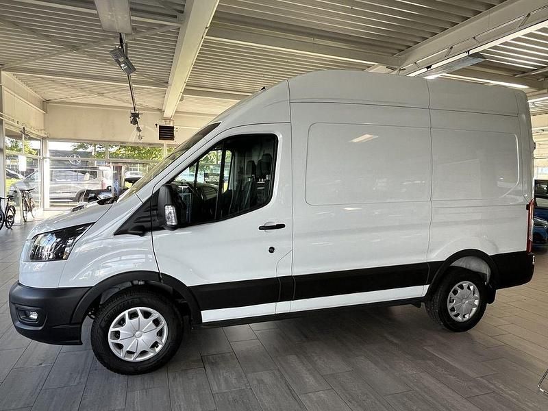 Gebraucht Ford Transit Trend 131 PS (96 kW) 2024 Frostweiß Limousine