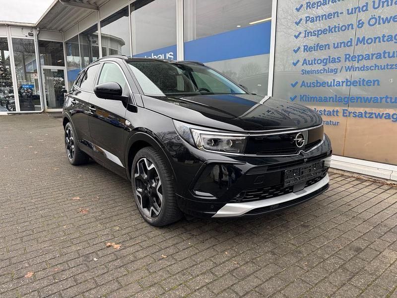 Schwarz Gebraucht 2023 Opel Grandland X Elegance SUV | 22.500 € (Guter Preis) - Bild 1/4