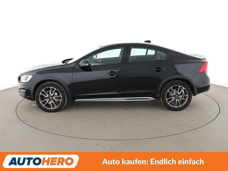 Gebraucht Volvo S60 CC Pro 150 PS (110 kW) 2017 Schwarz Limousine