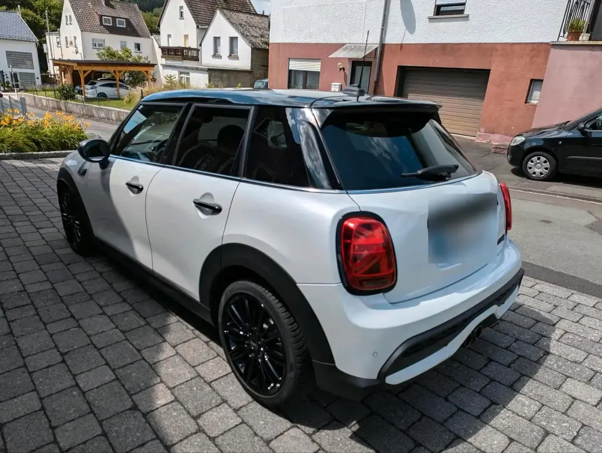 Gebraucht Mini Cooper S 178 PS (130 kW) 2024 Weiß Kleinwagen