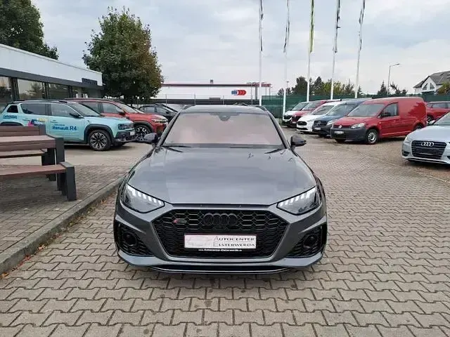 Gebraucht Audi RS4 Sport 450 PS (330 kW) 2021 Daytonagrau Kombi