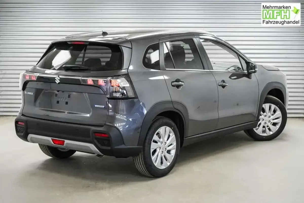 Neu Suzuki SX4 S-Cross GL 110 PS (80 kW) 2026 Titanium grey metallic (... SUV