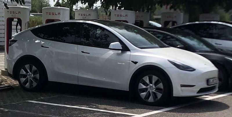 Gebraucht Tesla Model Y 378 kW (514 PS) 2023 SUV