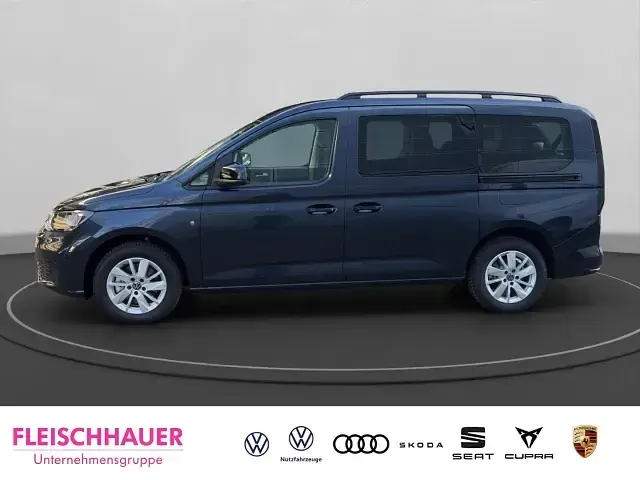 Neu VW Caddy Life 122 PS (89 kW) 2025 Blau Van / Kleinbus
