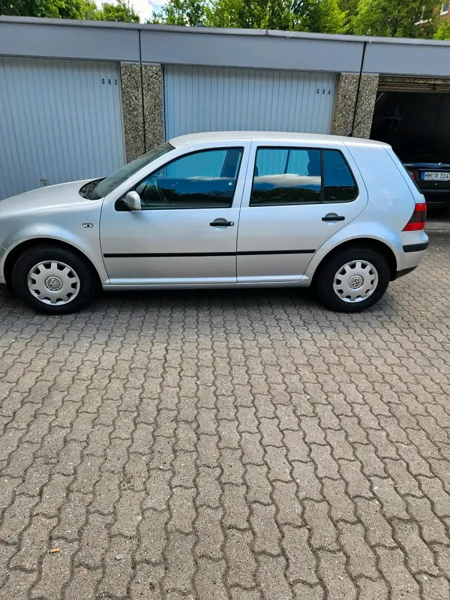Gebraucht VW Golf IV 75 PS (55 kW) 2003 Silber Limousine