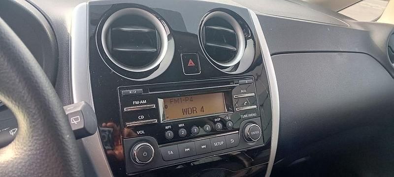 Gebraucht Nissan Note Acenta 90 PS (66 kW) 2014 Grau Kleinwagen