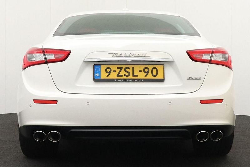 Gebraucht Maserati Ghibli 275 PS (202 kW) 2015 Weiß Limousine