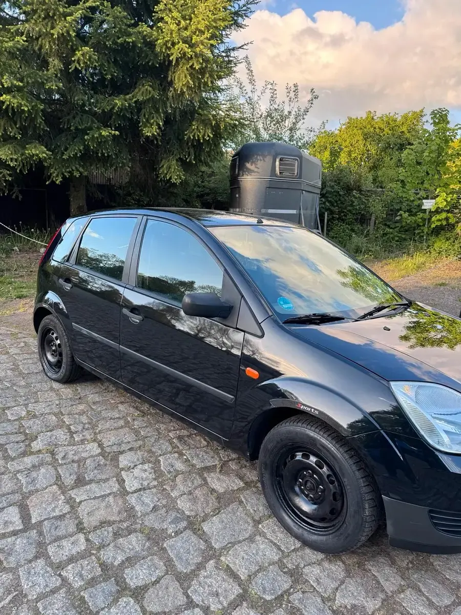 Gebraucht Ford Fiesta 100 PS (73 kW) 2005 Schwarz Kleinwagen