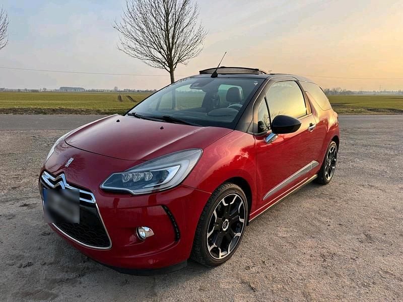 Gebraucht Citroën DS3 Cabriolet Sport Chic 156 PS (114 kW) 2014 Rot Cabrio