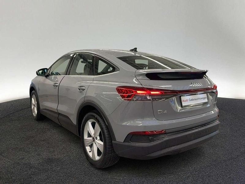Gebraucht Audi Q4 e-tron 150 kW (204 PS) 2022 C2 kieselgrau SUV