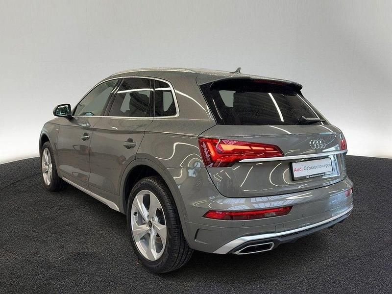 Gebraucht Audi Q5 Ambiente 204 PS (150 kW) 2024 Chronosgrau metallic SUV