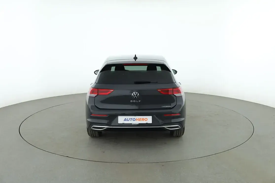 Gebraucht VW Golf VIII Style 2022 Grau Limousine