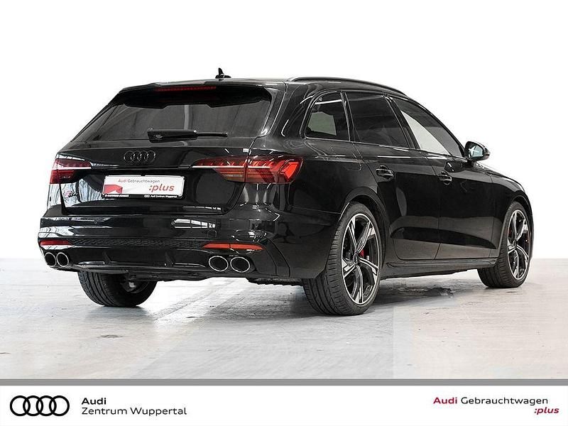 Używany Audi S4 Basis 341 KM (250 kW) 2024 Czarny Kombi