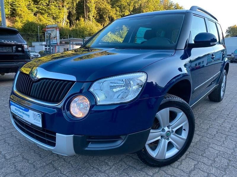 Blau Gebraucht 2012 Skoda Yeti Family SUV | 7.950 € (Guter Preis) - Bild 1/4
