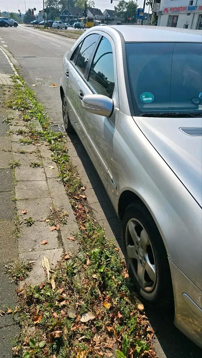 Second-hand Mercedes C200 116 CP (85 kW) 2002 Gri Berlinǎ