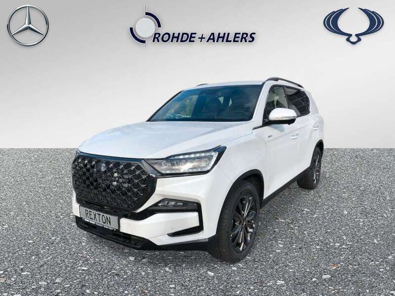 Pearl white Gebraucht 2025 Ssangyong Rexton SUV | 49.899 € (Fairer Preis) - Bild 1/4