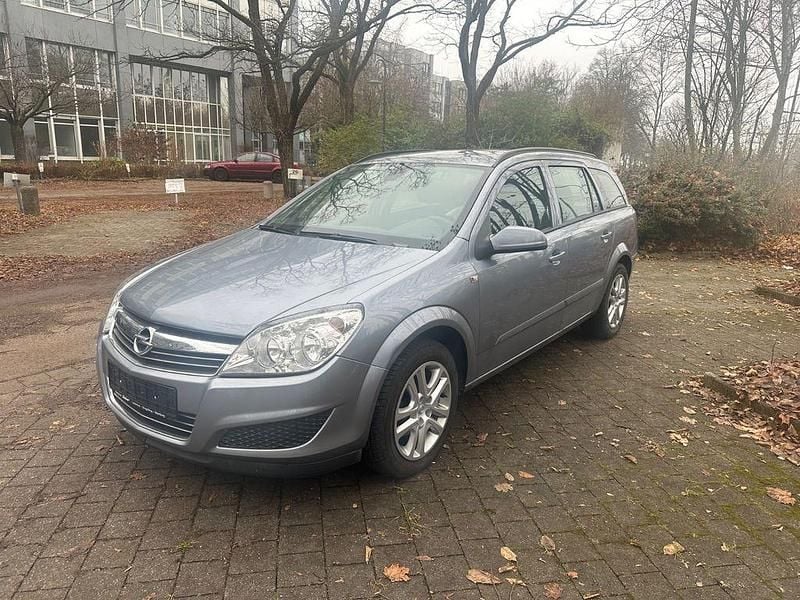 Silber Gebraucht 2007 Opel Astra Edition Limousine | 1.990 € (Superpreis) - Bild 1/4