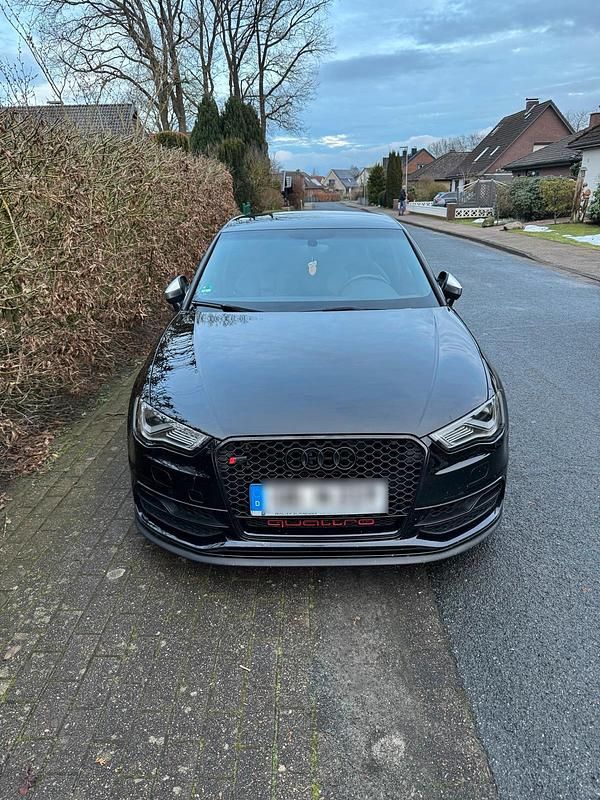 Schwarz Gebraucht 2013 Audi S3 Comfort Limousine | 19.450 € (Guter Preis) - Bild 1/3