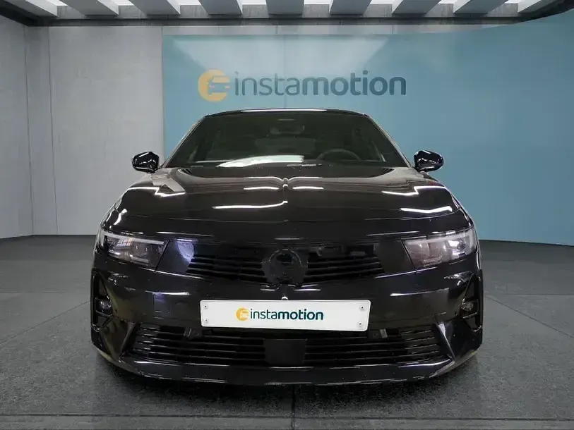 Gebraucht Opel Astra 131 PS (96 kW) 2025 Schwarz Kleinwagen
