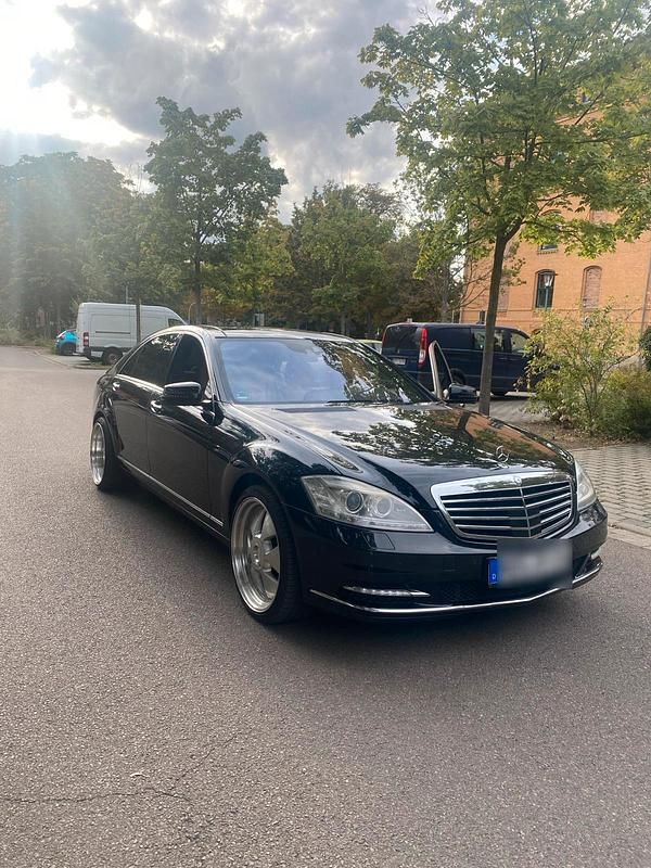 Gebraucht Mercedes S350 272 PS (200 kW) 2010 Schwarz Limousine