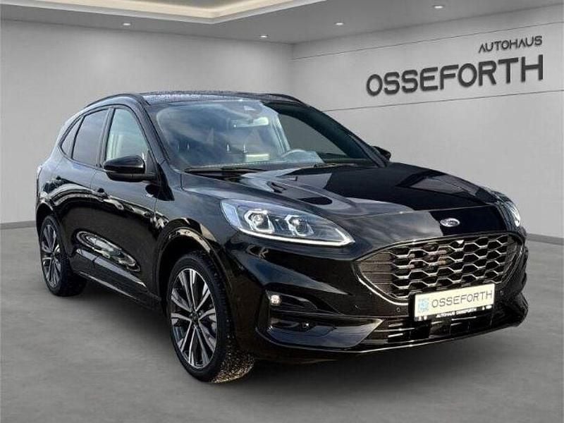 Gebraucht Ford Kuga ST-Line X 152 PS (111 kW) 2022 Schwarz SUV