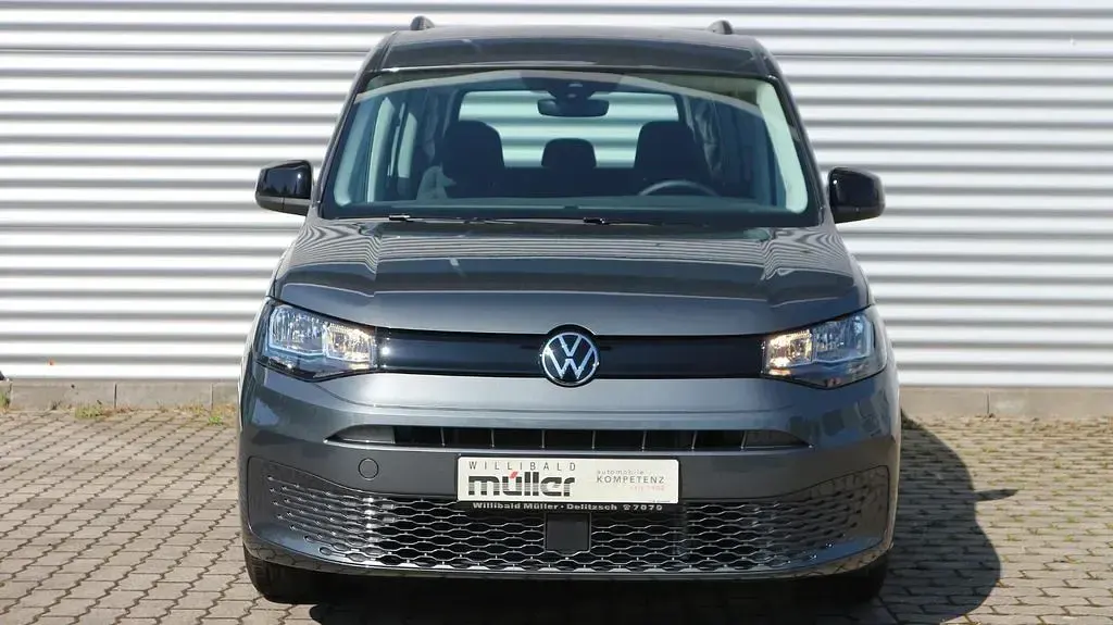 Gebraucht VW California California 114 PS (83 kW) 2024 Indiumgrau metallic Van