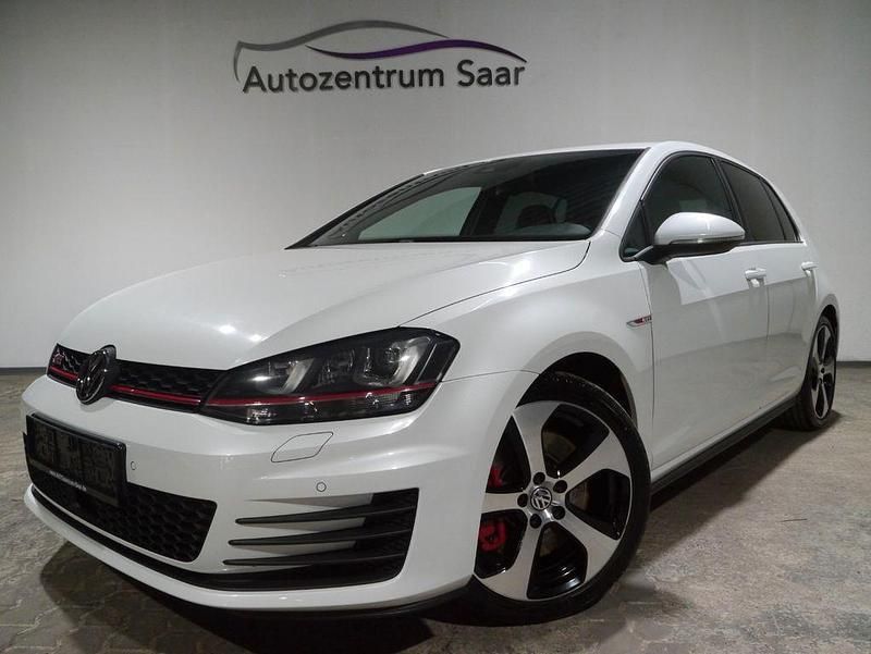 Weiß Gebraucht 2015 VW Golf VII GTI Limousine | 18.200 € (Fairer Preis) - Bild 1/4