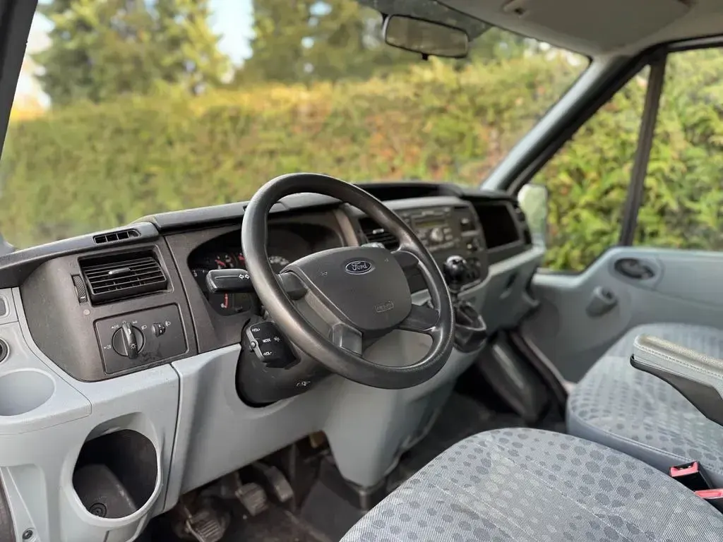Używany Ford Transit 116 KM (85 kW) 2011 Biały Pickup