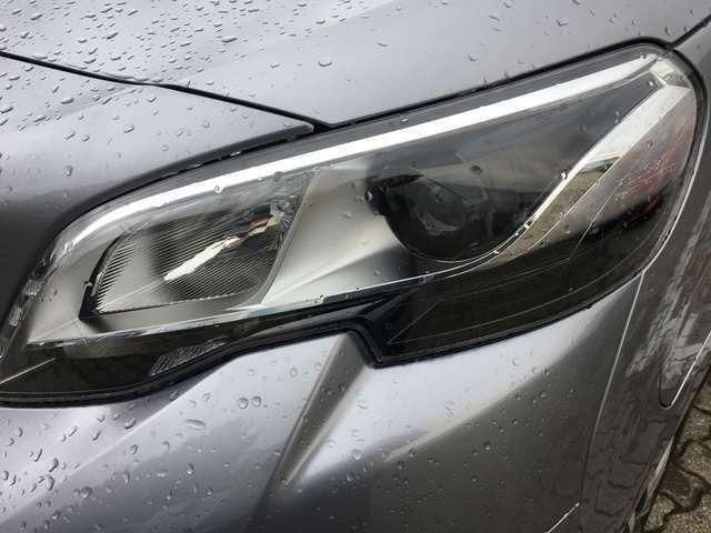 Grau metallic Gebraucht 2023 Peugeot e-Traveller Active Van / Kleinbus | 44.870 € (Etwas zu teuer) - Bild 1/4