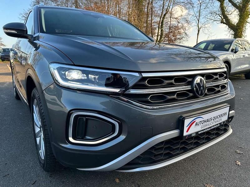 Gebraucht VW T-Roc Style 150 PS (110 kW) 2022 Indiumgrau metallic SUV