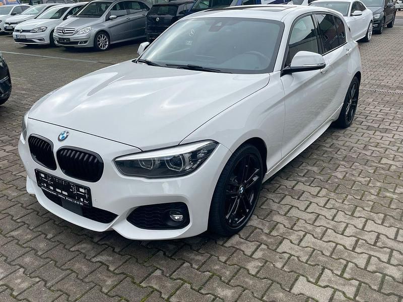 Gebraucht BMW 120 Performance 190 PS (139 kW) 2019 Weiß Kleinwagen