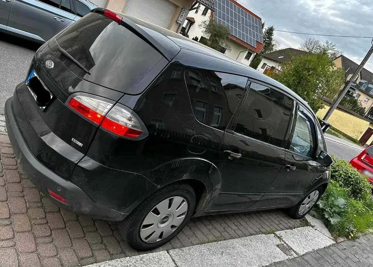 Gebraucht Ford S-MAX S 140 PS (102 kW) 2009 Schwarz Van / Kleinbus
