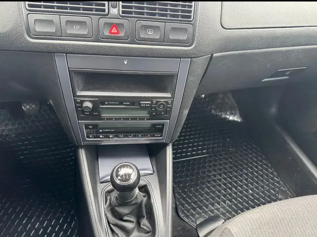 Gebraucht VW Golf IV Pacific 105 PS (77 kW) 2003 Grau Limousine