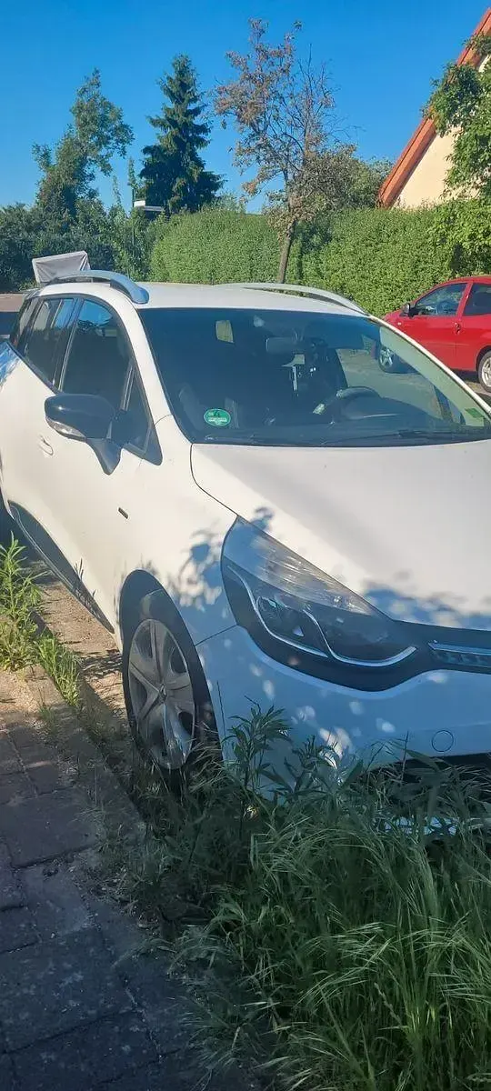 Gebraucht Renault Clio IV LIMITED 73 PS (53 kW) 2016 Weiß Kleinwagen