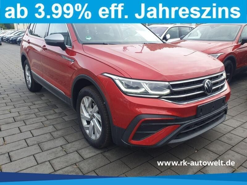Rot Gebraucht 2022 VW Tiguan Allspace Life SUV | 45.998 € - Bild 1/3