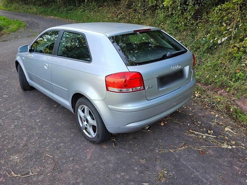 Gebraucht Audi A3 102 PS (75 kW) 2007 Silber Kleinwagen
