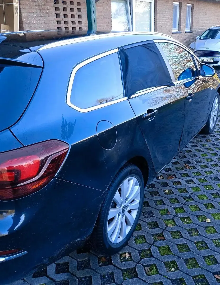 Gebraucht Opel Astra 170 PS (125 kW) 2013 Schwarz Kombi
